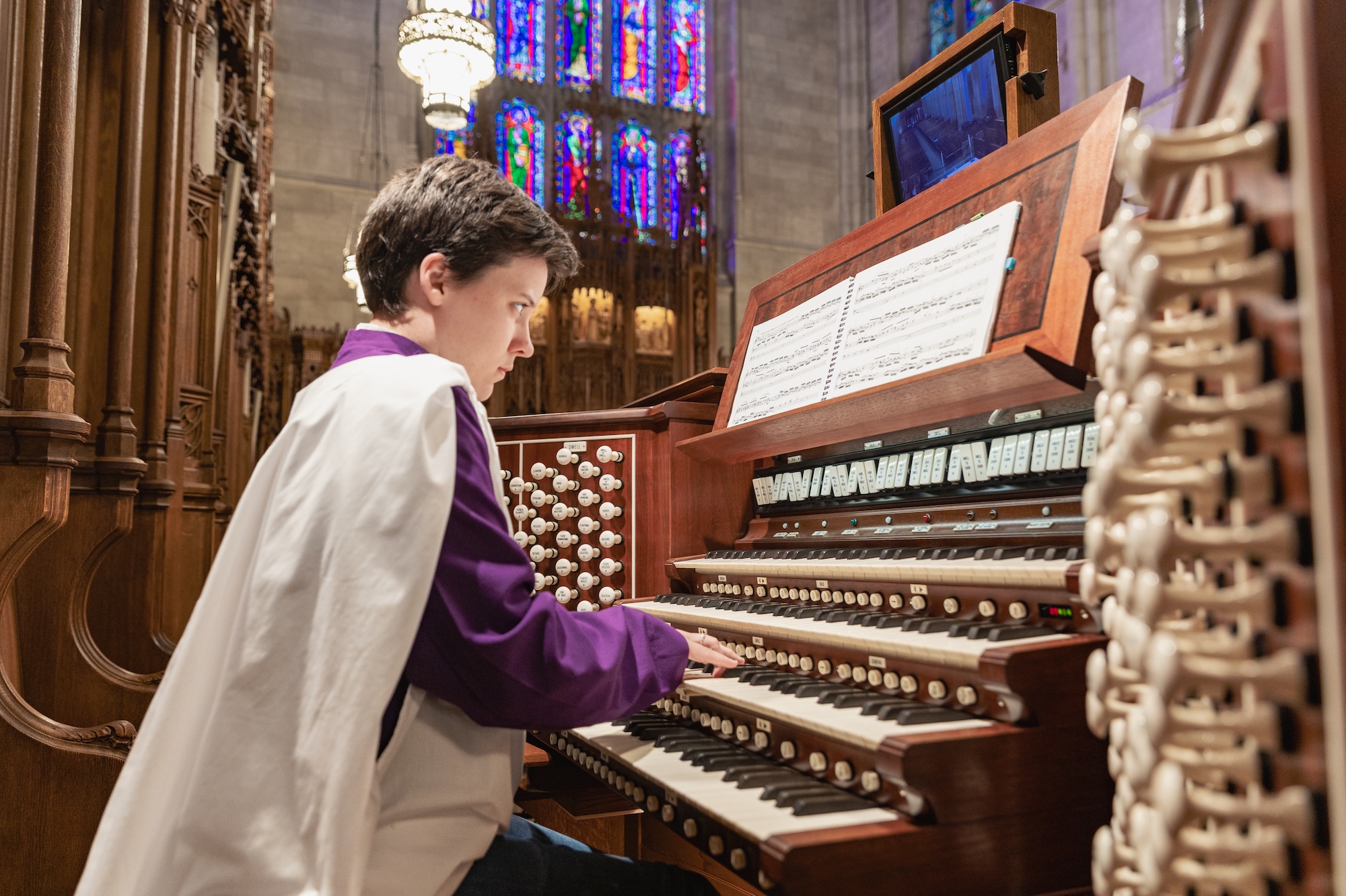 Kathrine Johnson plays Duke Chapel's Aeolian Organ for Choral Evensong